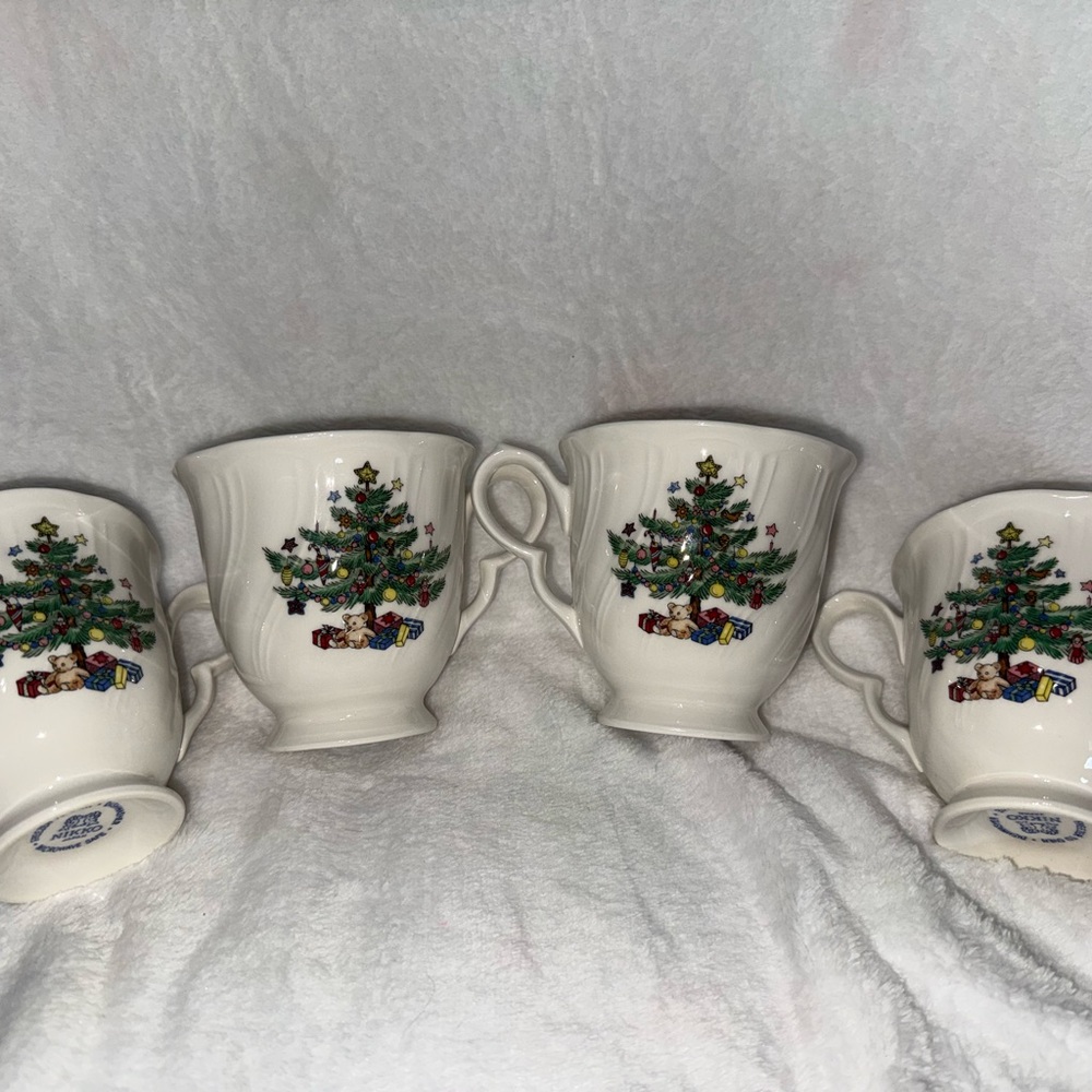Nikko Ceramics Christmastime Mugs - Set of 4